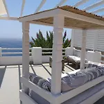 Aigeis-milos *