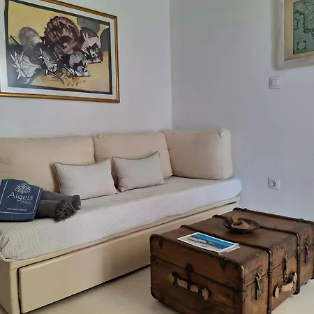 Aigeis-milos Сasa de vacaciones Agia Kiriaki Beach (Milos)